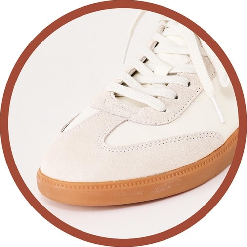 厚みのないシルエットが今っぽい 無印良品ファッション　おすすめ イメージ2