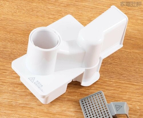 【トレイ】パーツと凹凸が多いのでブラシ洗浄は必須(毎回) 加湿器おすすめ イメージ