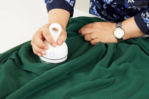 百均の毛玉取りより結果的にお得! 電動毛玉取りおすすめ イメージ