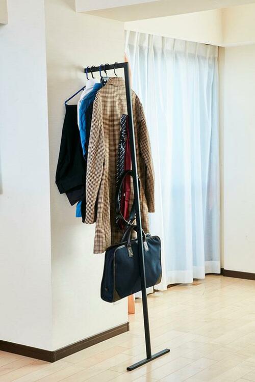 洋服を上から掛けるだけ場所も取らず超便利です イメージ7