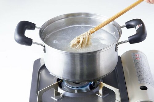 【おまけ】そばは氷を使わず流水だけで締めると美味しい!