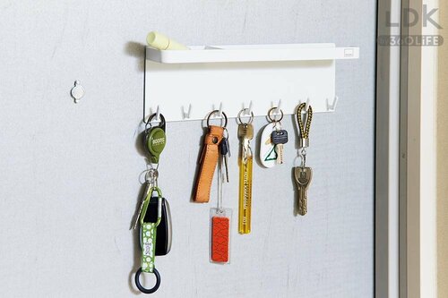 絡まるカギはシンプルな吊るす収納にチェンジ 玄関収納おすすめ イメージ2