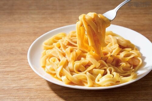 【冷凍パスタ】ムラなくアツアツにパスタを調理! 単機能電子レンジおすすめ イメージ