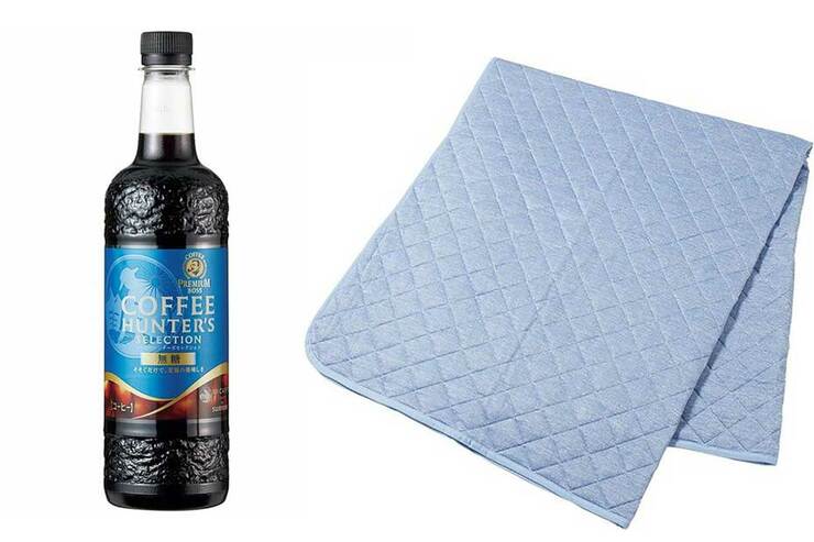 夏のリビングを快適に！ おすすめの冷感ソファカバーとボトル入りアイスコーヒーのイメージ