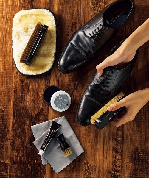 初心者やギフトにおすすめ! 靴磨きセットなら必要なもの全部入り 靴磨きセットおすすめ イメージ