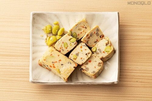 【オフと思えないPoint】豆腐と枝豆のコンビがいい！ 蓮根の歯ごたえで満腹に！ サラダチキン・豆腐バーおすすめ イメージ