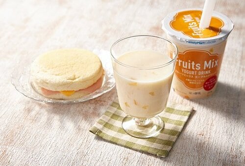【2位】酸味と甘味のメリハリが良いファミマ「フルーツミックス」 飲むヨーグルトおすすめ イメージ