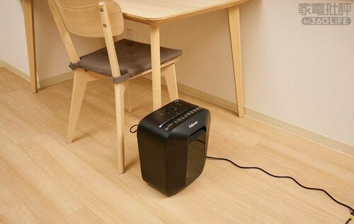 床置き時のサイズ感 シュレッダーおすすめ イメージ