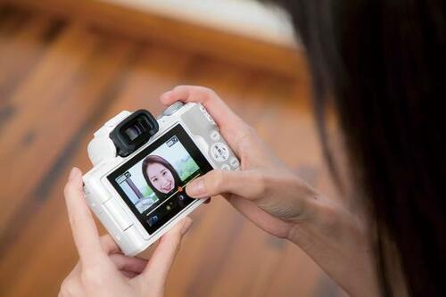 ポイント3:スマホと同じように操作可能 イメージ