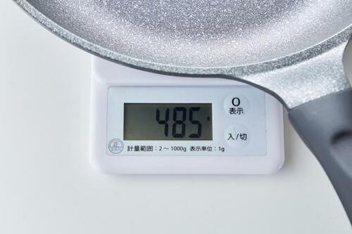 11位: 軽くて振りやすいニトリ「ガス火超軽量フライパン 26cm(KARUFURA+)」