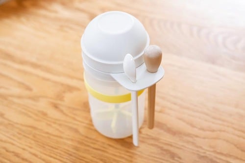 すり棒とスプーンは立てて収納できる 離乳食調理セットおすすめ イメージ