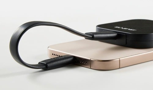 持ったときの厚みは気になるかも MagSafe SSD おすすめ イメージ2