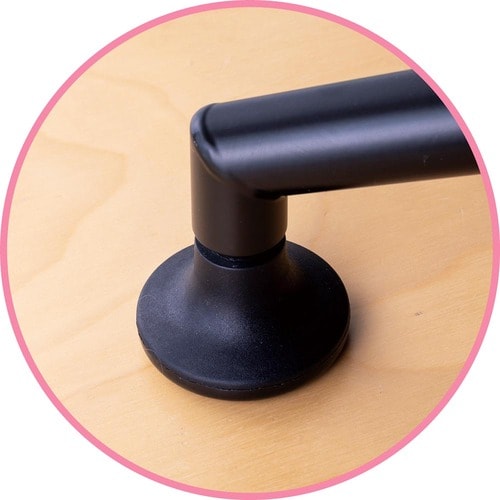 固定脚にも変えられる LOWYAの家具おすすめ イメージ