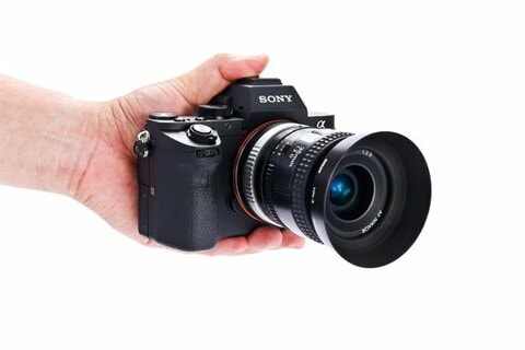SONY ILCE−7M2 α7Ⅱ レンズキット オールドレンズ付き ソニーα7II オールドレンズセットのご紹介 | □□□□ おぎさく