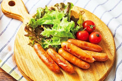100gあたりの価格：¥154.44 安いスーパーのPBウインナーおすすめ イメージ