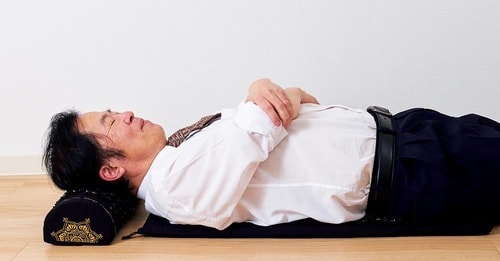 程よい硬さのマットが体を支えてくれる シャクティマットおすすめ イメージ