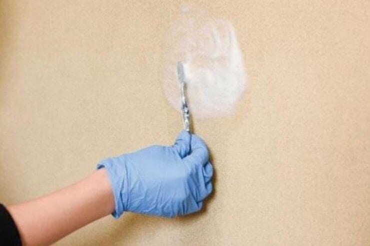 【掃除スゴ技】壁の“モヤモヤ汚れ”はマイペット＋歯ブラシでスッキリでした
