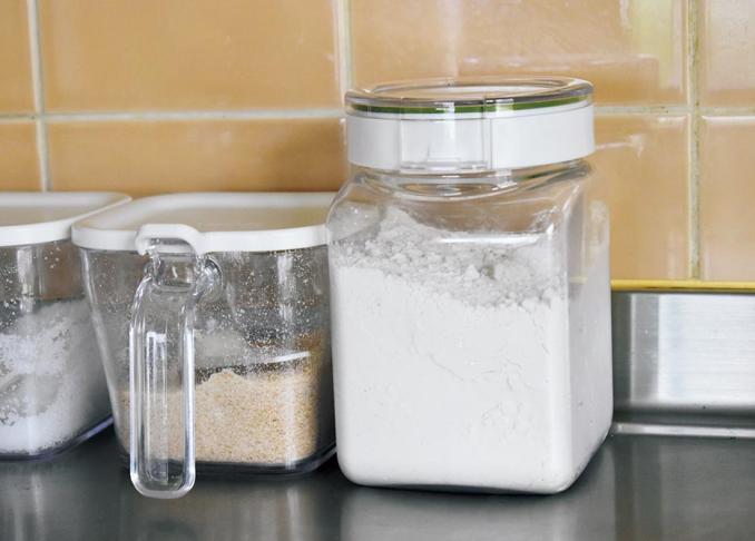 【虫撃退】冷蔵庫か常温か。米、小麦粉のおすすめ保存方法は？│『LDK』が紹介