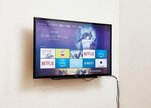 テレビの壁掛けが10分で完成 エモーションズ「ワンプッシュ 壁ロック」 イメージ2