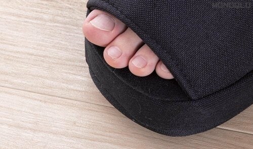 足先が開いていてムレにくい! フットマッサージャーおすすめ イメージ