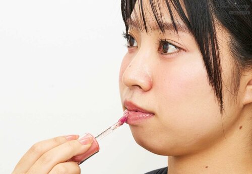 テスト項目3：使用感 低彩度リップおすすめ イメージ