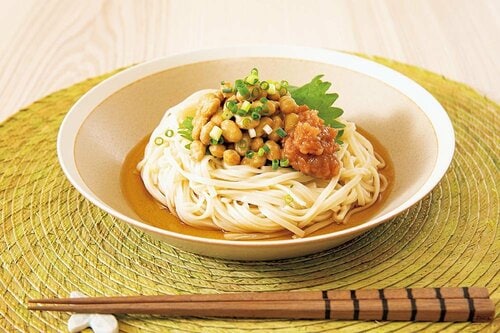 【細うどん】はくばく「一食分のたんぱく質がとれる細うどん」 イメージ2