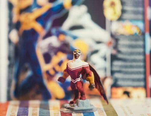 【卓上タイプ×アクリル製】おすすめフィギュアケース フィギュアケースおすすめ イメージ