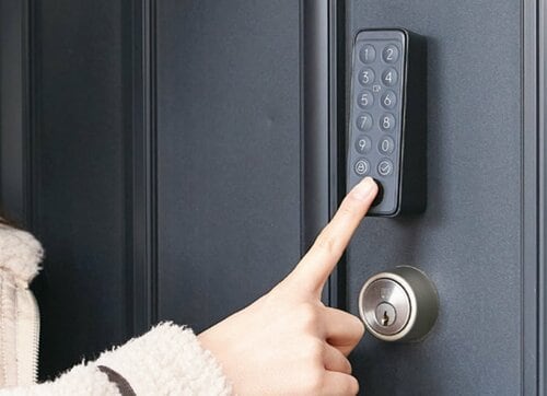 指紋認証を使えば、ピッと即解錠! スマートロックおすすめ イメージ