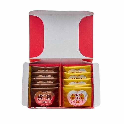 羽田空港で買えるお土産おすすめ ユーハイム 東京プレッツェルクッキー(ミルク&ホワイト) イメージ2