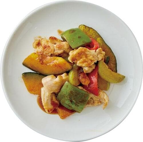 スパイシーで本格的なタンドリーチキン！ 無印良品「焼き野菜とタンドリーチキン 160ｇ（1人前）」 イメージ2