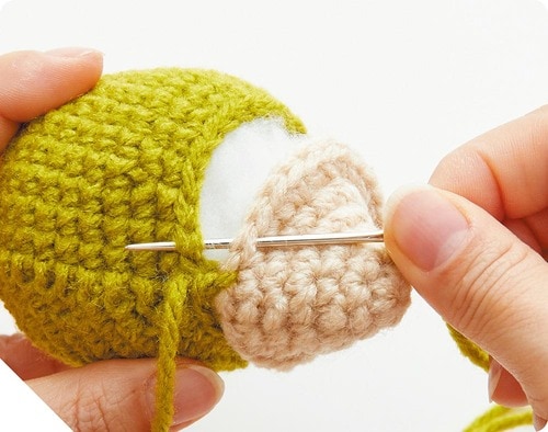 頭と胴体を縫い合わせる イメージ3