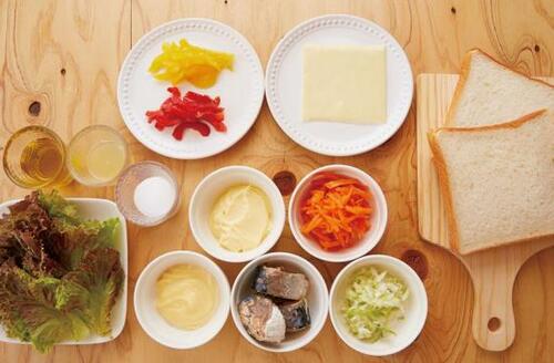 ほぐしサバとオリーブオイルとレモンのサンドイッチ イメージ