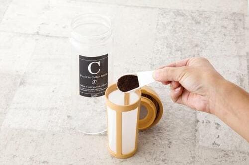 HARIOのコーヒーボトルなら注ぎやすい イメージ3