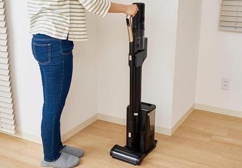 ゴミ捨て頻度を減らせるドック付き コードレス掃除機おすすめ イメージ