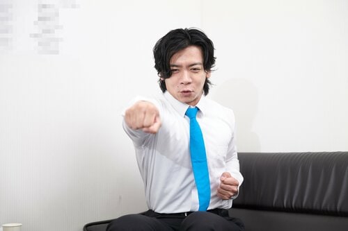 ここだけ読んどけ!①「一日一万回、感謝の正拳」 コンプレックス漫画おすすめ イメージ2