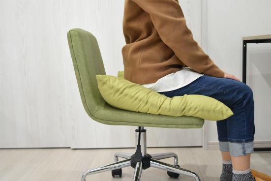 徹底比較 椅子用クッションおすすめランキング14選 座り心地や体圧分散を検証 360life サンロクマル