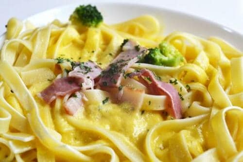 本当においしいカルボナーラは?20製品をプロと検証 レトルトパスタソースおすすめ イメージ