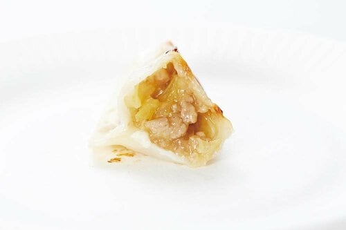 4位: 【愛知県】春巻風の具がうまい!「和風あん餃子」 餃子おすすめ イメージ2