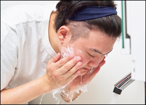 【使用感】洗い上がりは◯。泡立ちはやや弱め メンズ洗顔料おすすめ イメージ