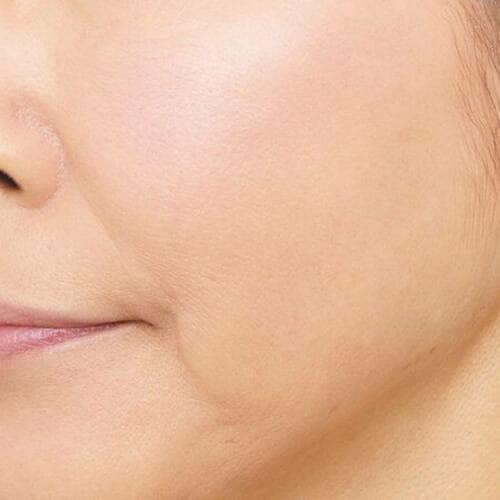 白っぽパールが肌のシワっぽさを助長 50代60代向けチークおすすめ イメージ
