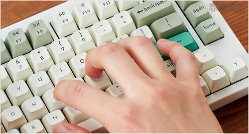 Enterの位置とサイズが絶妙 高級キーボードおすすめ イメージ