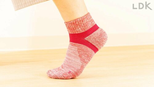 裏地のパイルがクッションになって歩きやすい! レディース用ショートソックスおすすめ イメージ