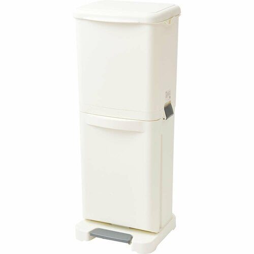 スッキリしたデザインのIKEA「GÖRBRAヨーブラ ペダル式ゴミ箱40L」 イメージ
