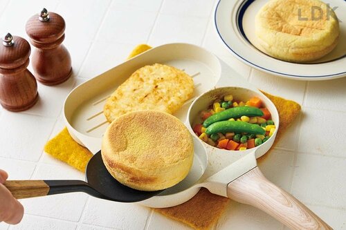 スペースが3つあっても焼きムラが少ない 仕切りつきフライパンおすすめ イメージ2