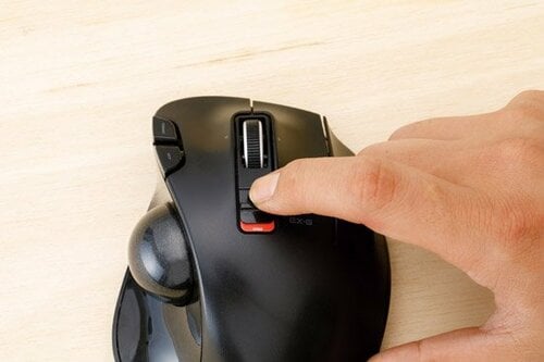 手はマウスに添えるだけ！快適で疲労も軽減するんです イメージ2