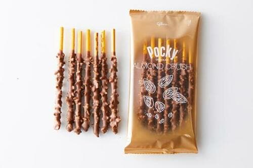 ポッキー贅沢チョコアーモンド香ばしいアーモンドを盛りまくり! イメージ3