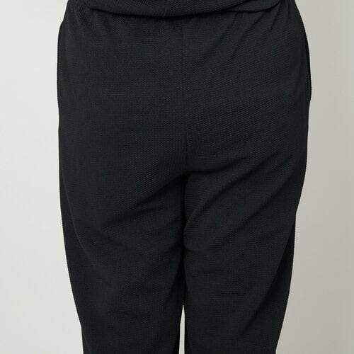 【参考テスト】タイトな服だとシルエットが気になる ナチュラ 吸水ショーツおすすめ イメージ4