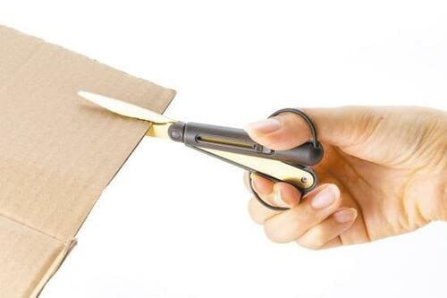 ダンボールの切れ味は圧倒的ペンカットプレミアム イメージ3