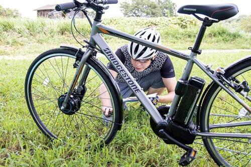 スポーツタイプの電動アシスト自転車