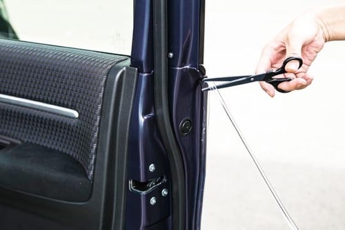 ［イライラ③］ドアのうっかりキズコレを被せるだけで防げます！ イメージ2